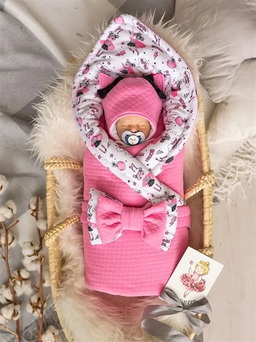 Комплект на выписку холодная зима (6 предметов) Sofuto baby Super girl Комплект на выписку холодная зима (6 предметов) Sofuto baby Super girl